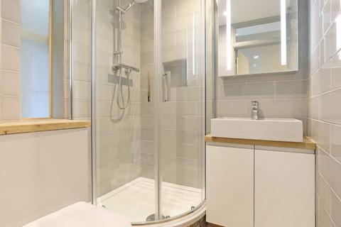 3 bedroom flat to rent, Southern Row, London W10