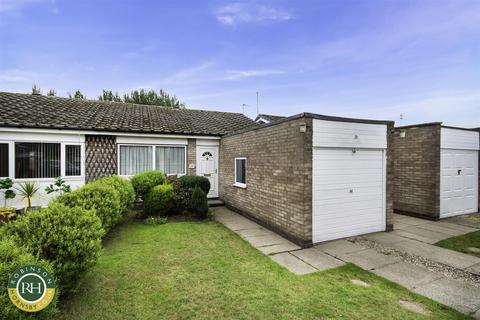 2 bedroom semi-detached bungalow for sale, Roxby Close, Doncaster
