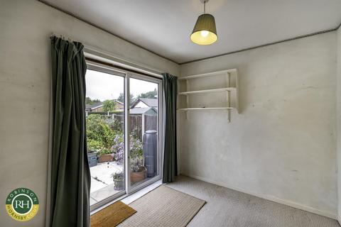 2 bedroom semi-detached bungalow for sale, Roxby Close, Doncaster