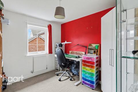 3 bedroom terraced house for sale, Kensey Road, Mickleover