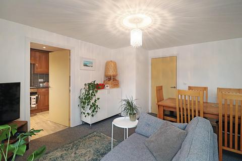 2 bedroom apartment for sale, Lawnhurst Avenue, Wythenshawe