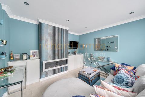 4 bedroom semi-detached house for sale, Wise Lane, Mill Hill, NW7