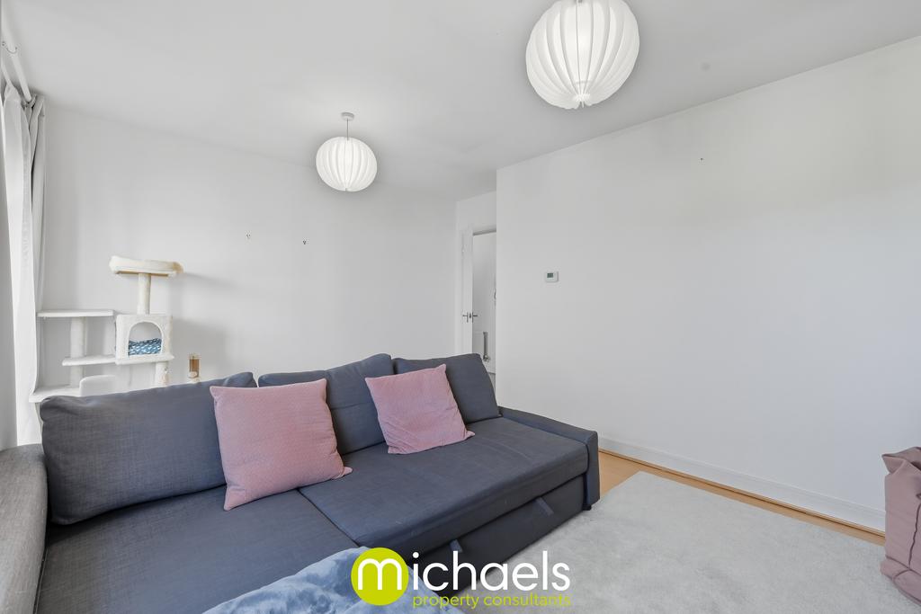 Living Room/Dining Area