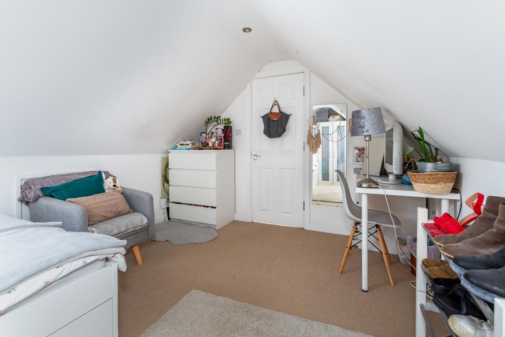 Bedroom5b