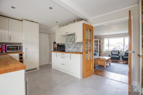 3 bedroom detached house for sale, Ellcar Rise, Eaton