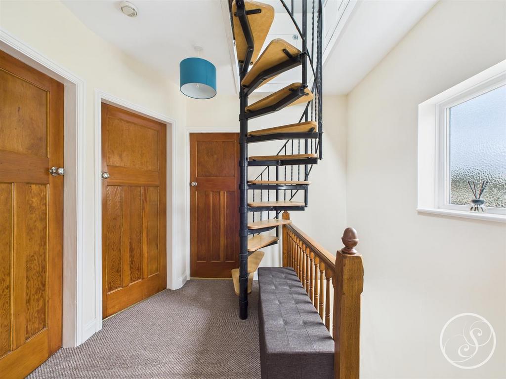 First floor landing