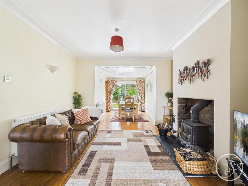 Second sitting room/dining room