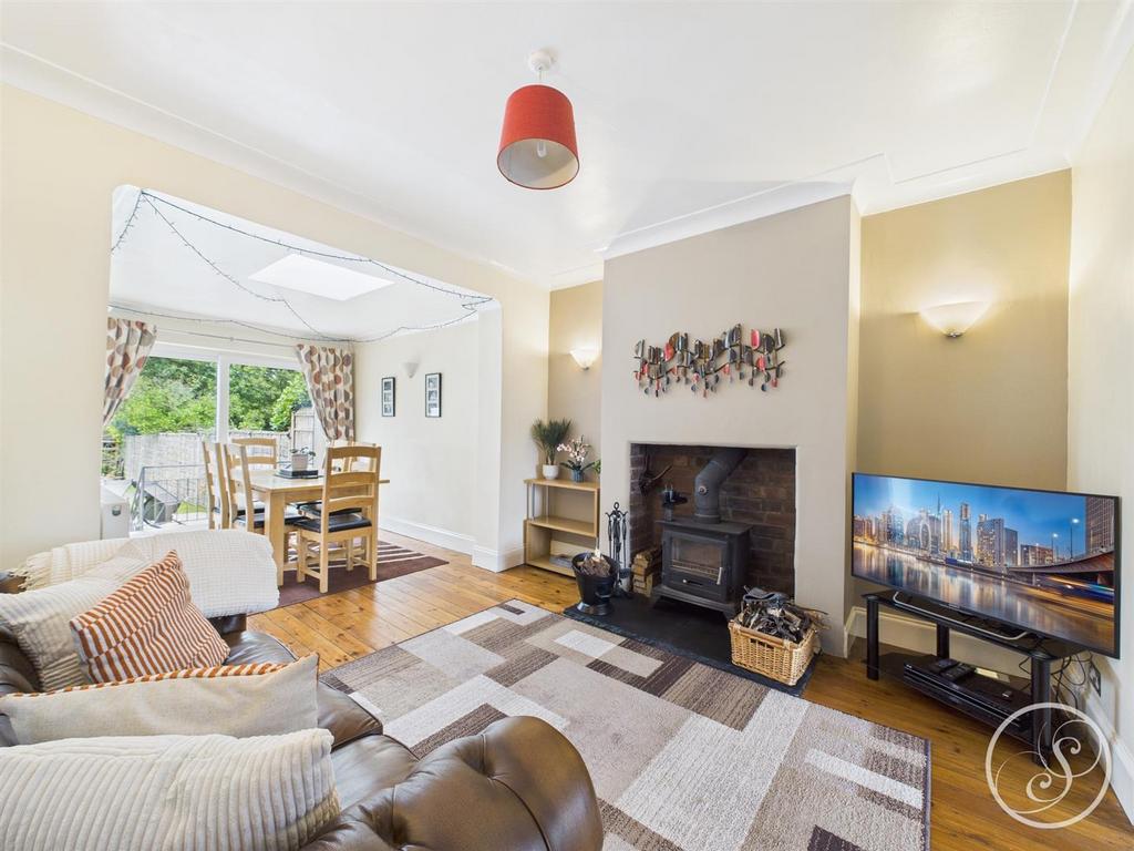 Second sitting room/dining room
