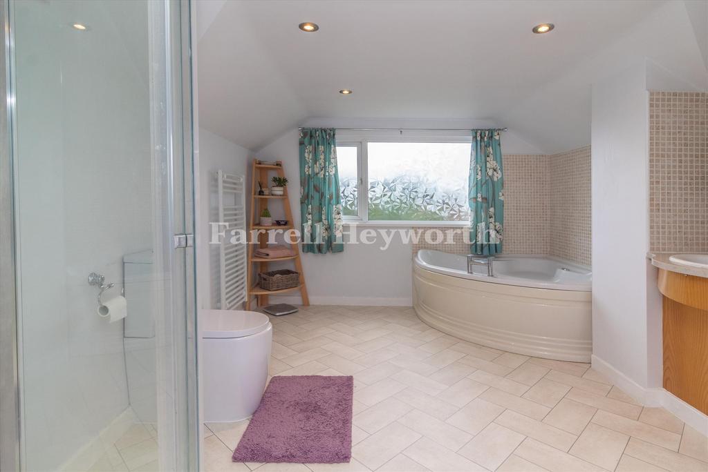 Bathroom image 2