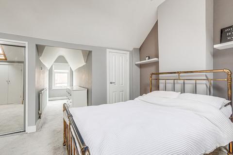 undefined, Leighton Avenue, Leigh-on-sea, SS9
