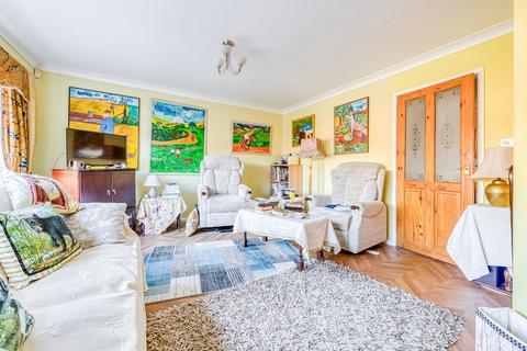 3 bedroom detached house for sale, College Close, Coltishall