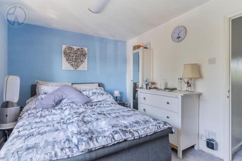 49 Fairfield Close, Mitcham, CR4 3RF