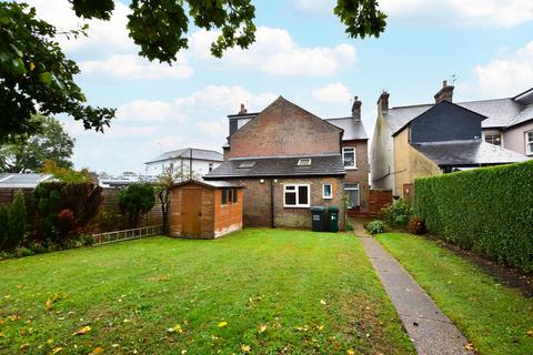 3 bedroom semi-detached house for sale, Marlin Square, Abbots Langley, WD5