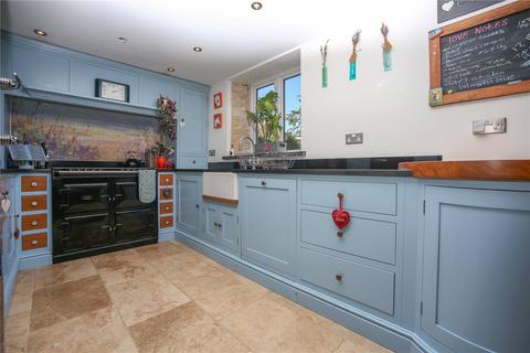 4 bedroom detached house to rent, Birdlip, Gloucester, Gloucestershire, GL4