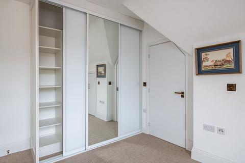 2 bedroom apartment for sale, Lesbourne Road, Linden Court Lesbourne Road, RH2