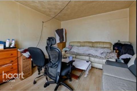 3 bedroom semi-detached house for sale, Waterbeach Road, Slough