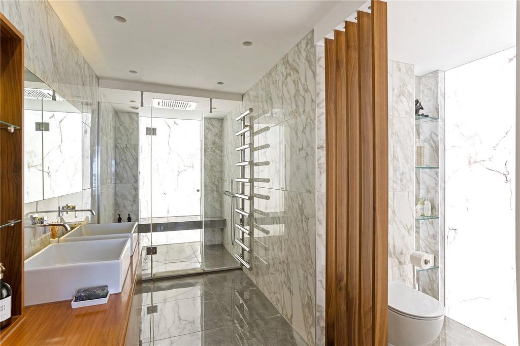 En Suite Shower Room