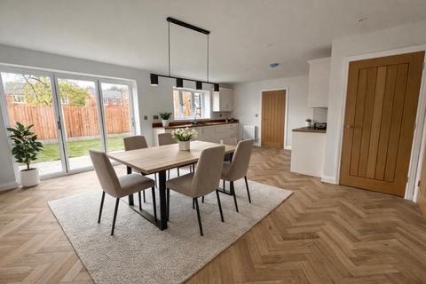4 bedroom detached house for sale, Manor Grove, Branston, Burton-on-Trent, DE14
