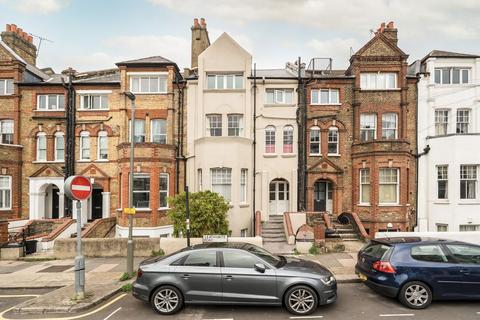 2 bedroom flat to rent, Leathwaite Road, London SW11
