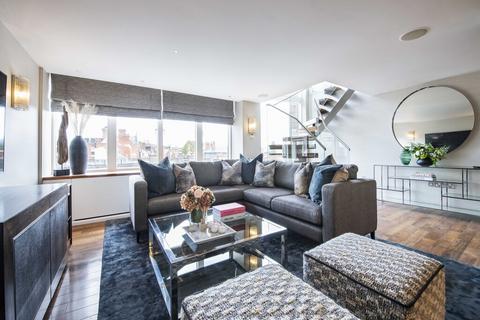 undefined, THREE BEDROOM APARTMENT TO LET, YOUNG STREET, W8