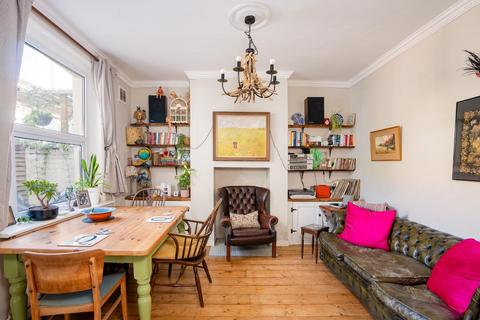 3 bedroom terraced house for sale, Britannia Road, Easton