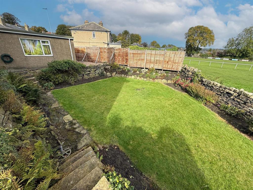 3 bed semi, Steeton