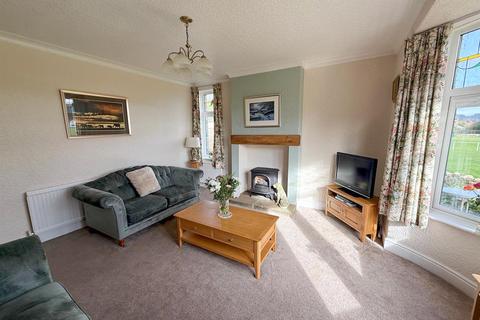 3 bedroom semi-detached house for sale, East Parade, Steeton