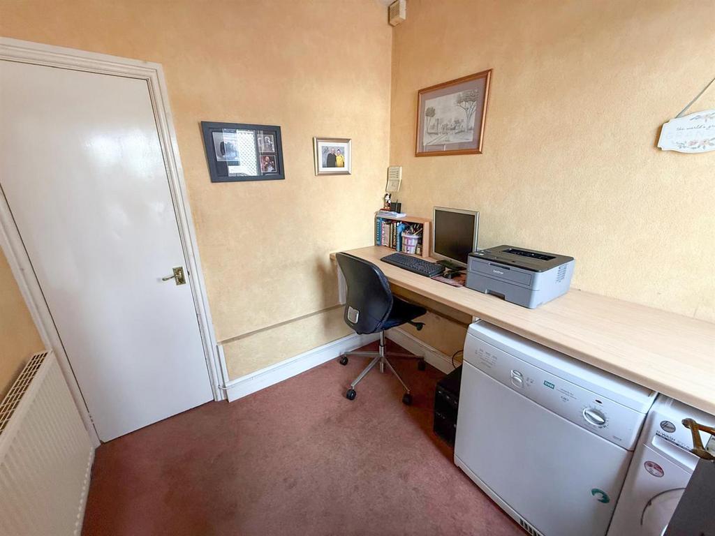 3 bed semi, Steeton