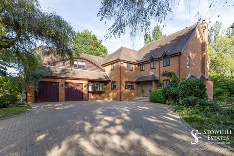 undefined, Riversdale, Bourne End, SL8