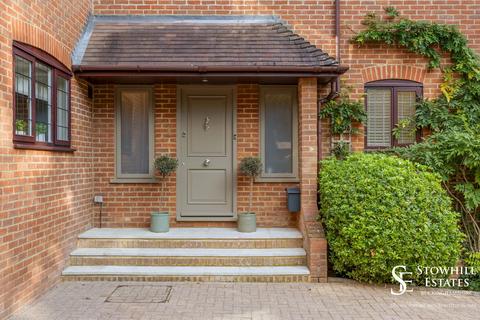 undefined, Riversdale, Bourne End, SL8