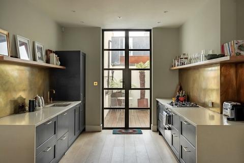 3 bedroom apartment to rent, Portobello Road, Notting Hill, W10