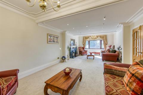 Highcroft Holyhead Road, Albrighton, Wolverhampton, WV7 3AN
