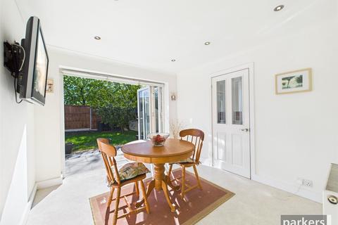 undefined, Wessex Gardens, Reading RG10