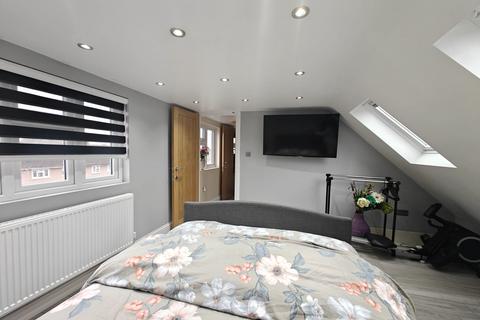 undefined, Lowshoe Lane, Romford RM5