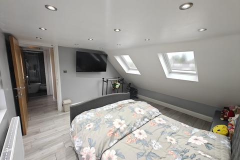 undefined, Lowshoe Lane, Romford RM5