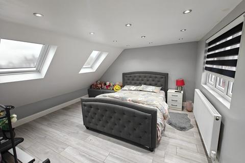 undefined, Lowshoe Lane, Romford RM5