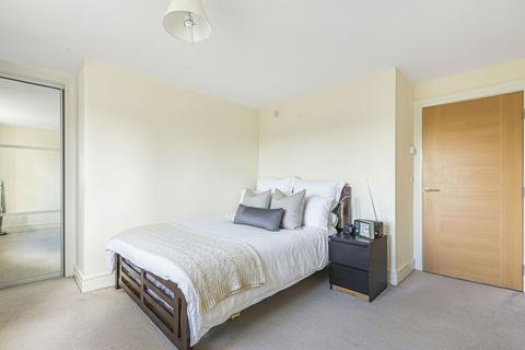 2 bedroom apartment for sale, Elliott Avenue, Ruislip, HA4