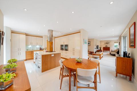 3 bedroom apartment for sale, South Park View, Gerrards Cross, Buckinghamshire, SL9