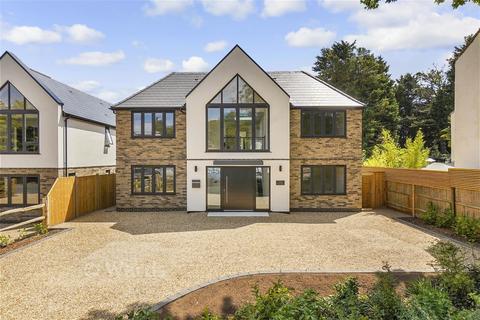 5 bedroom detached house for sale, Marshall Road, Rainham, Gillingham, Kent