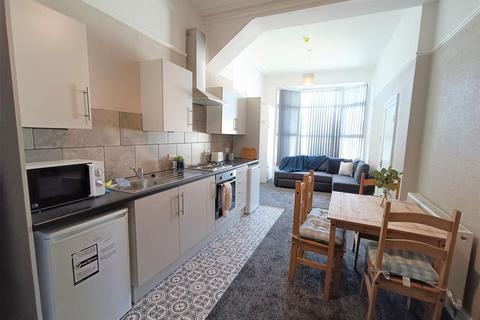 undefined, Churton Road, Wilmar Lodge, LL18