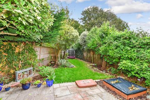 3 bedroom semi-detached house for sale, Hearn Close, Tangmere, Chichester, West Sussex