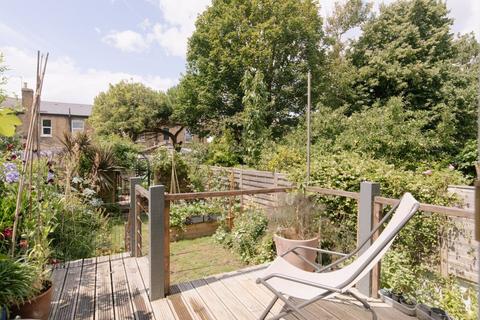 4 bedroom property for sale, Kings Grove, Peckham SE15
