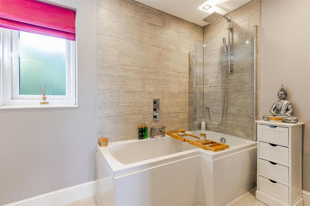 A15 - Brook House Chillington Kingsbridge - 250926