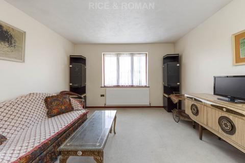 2 bedroom retirement property for sale, Griffiths Road, London SW19