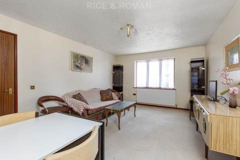 2 bedroom retirement property for sale, Griffiths Road, London SW19