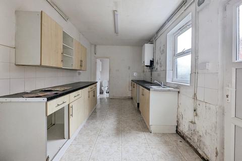 3 bedroom terraced house for sale, 27 Lowther Street, Stoke Heath, Coventry, West Midlands CV2 4GP