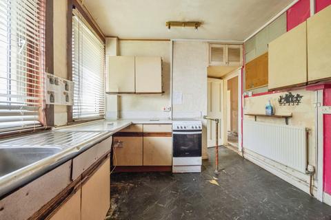 3 bedroom flat for sale, Haugh Street, Stirlingshire FK2