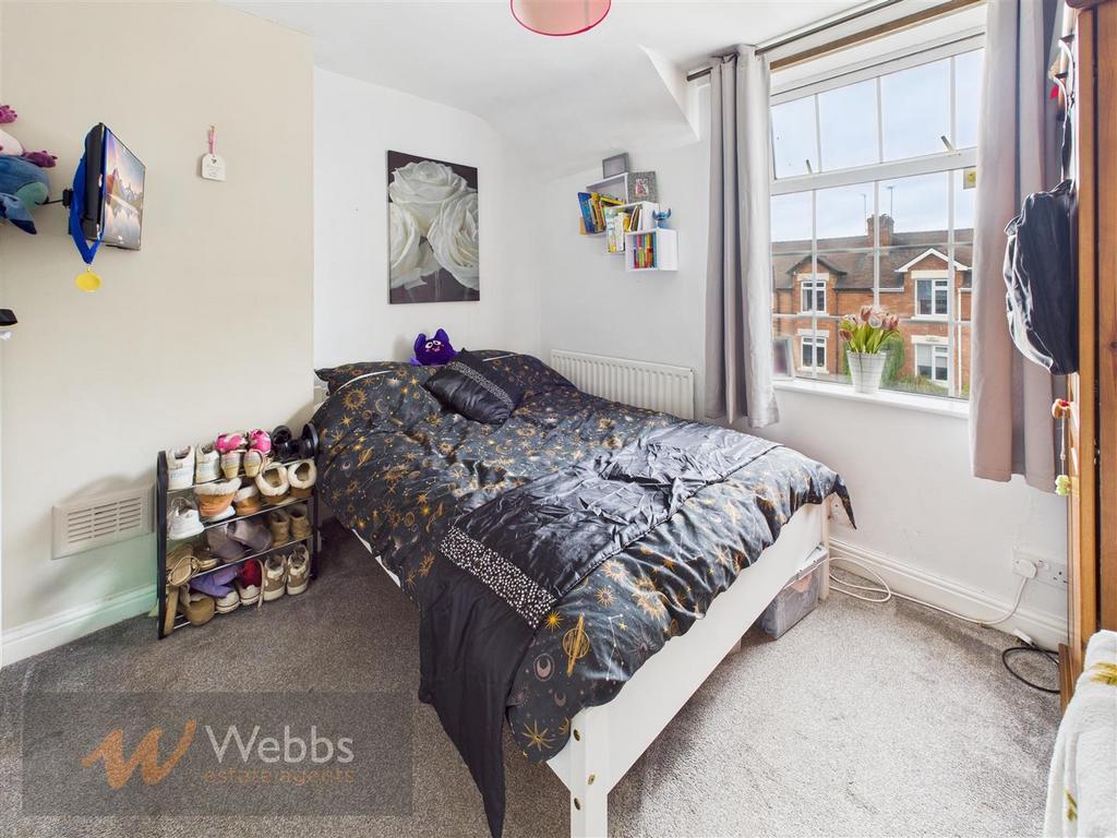 CAM05244 G0-PR0155-STILL023.jpg