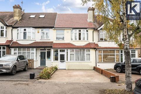 3 bedroom terraced house for sale, Stoneleigh Avenue, Worcester Park, KT4