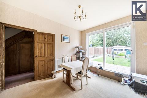 3 bedroom terraced house for sale, Stoneleigh Avenue, Worcester Park, KT4